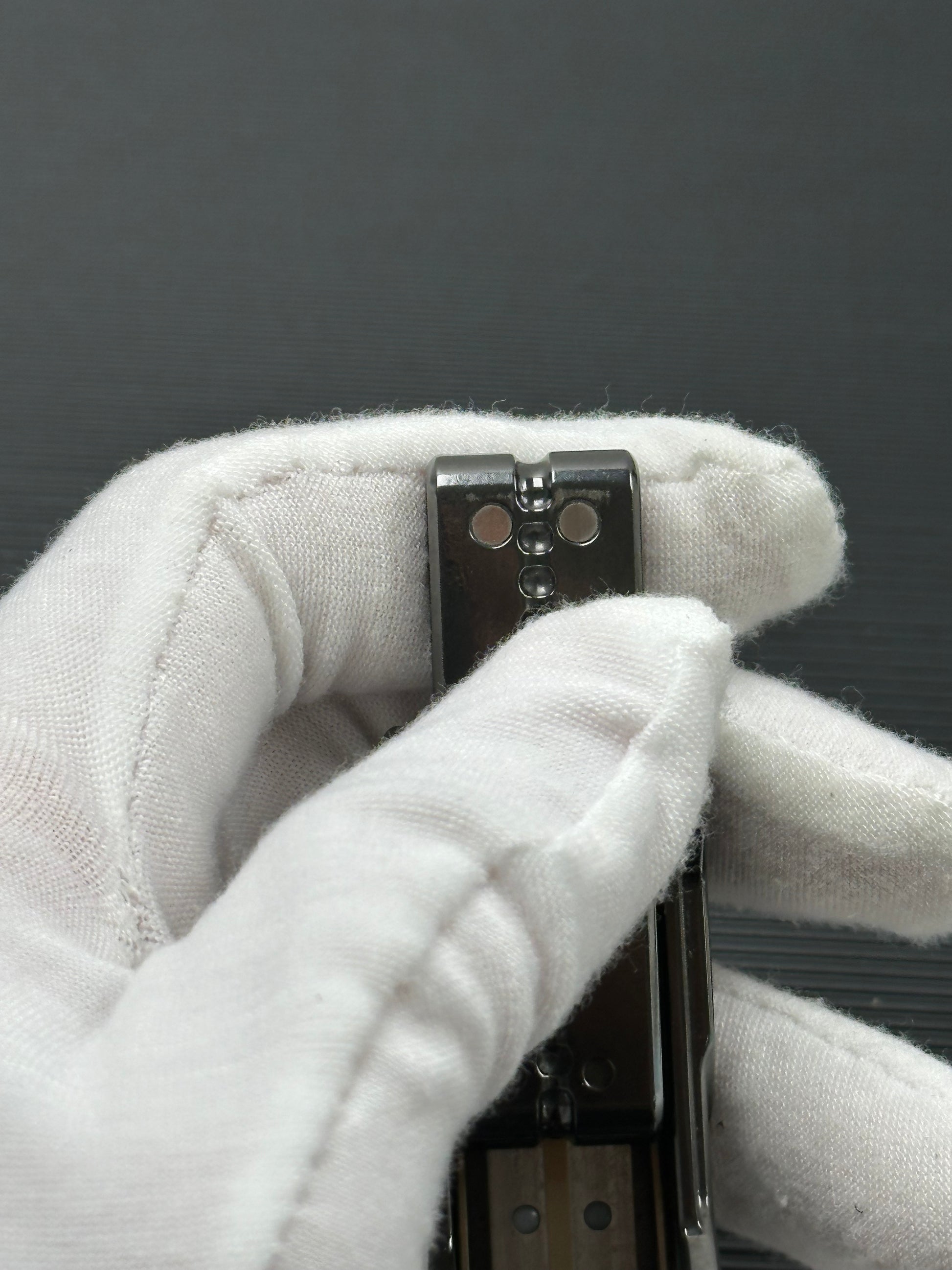 Razor Zirconium