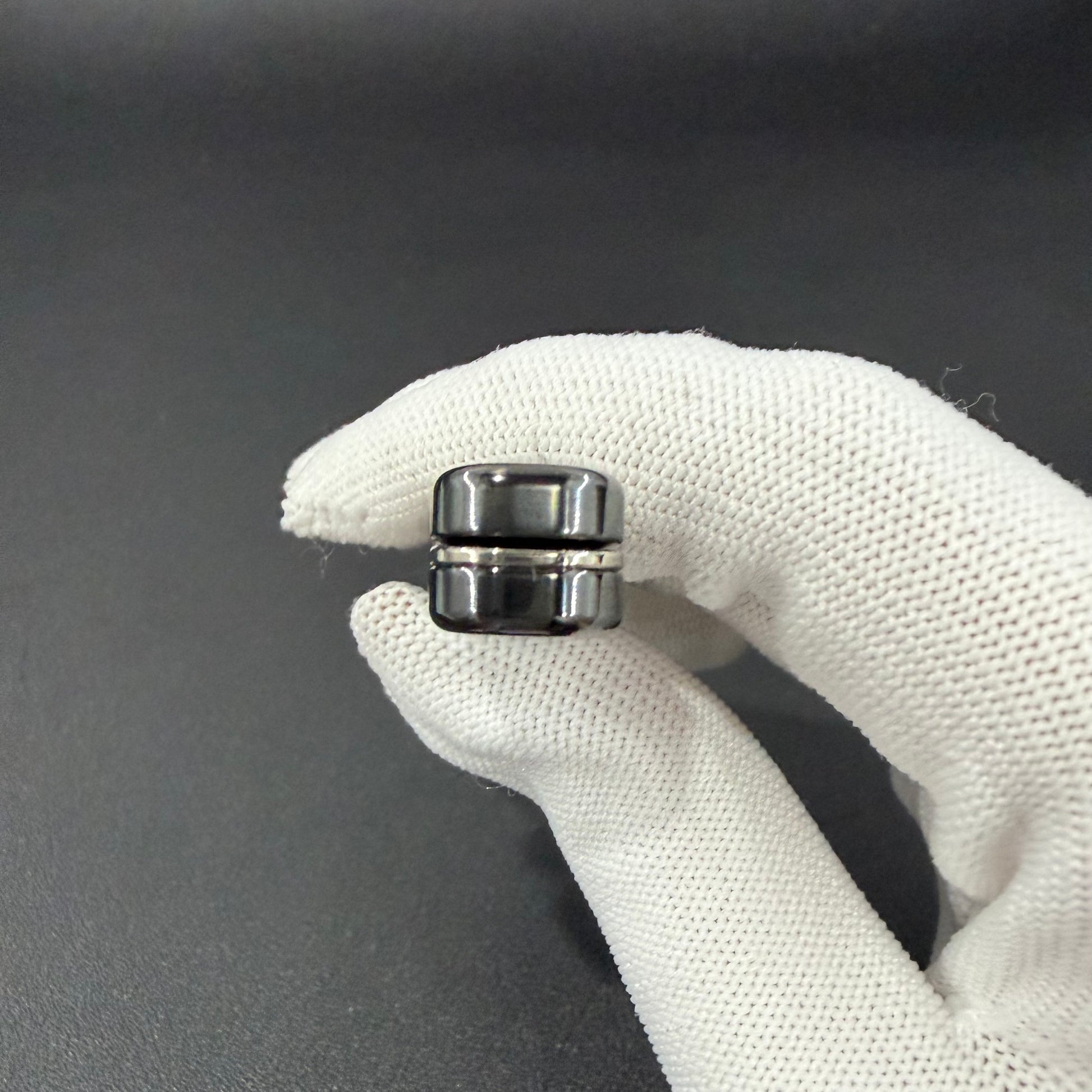Snake Zirconium