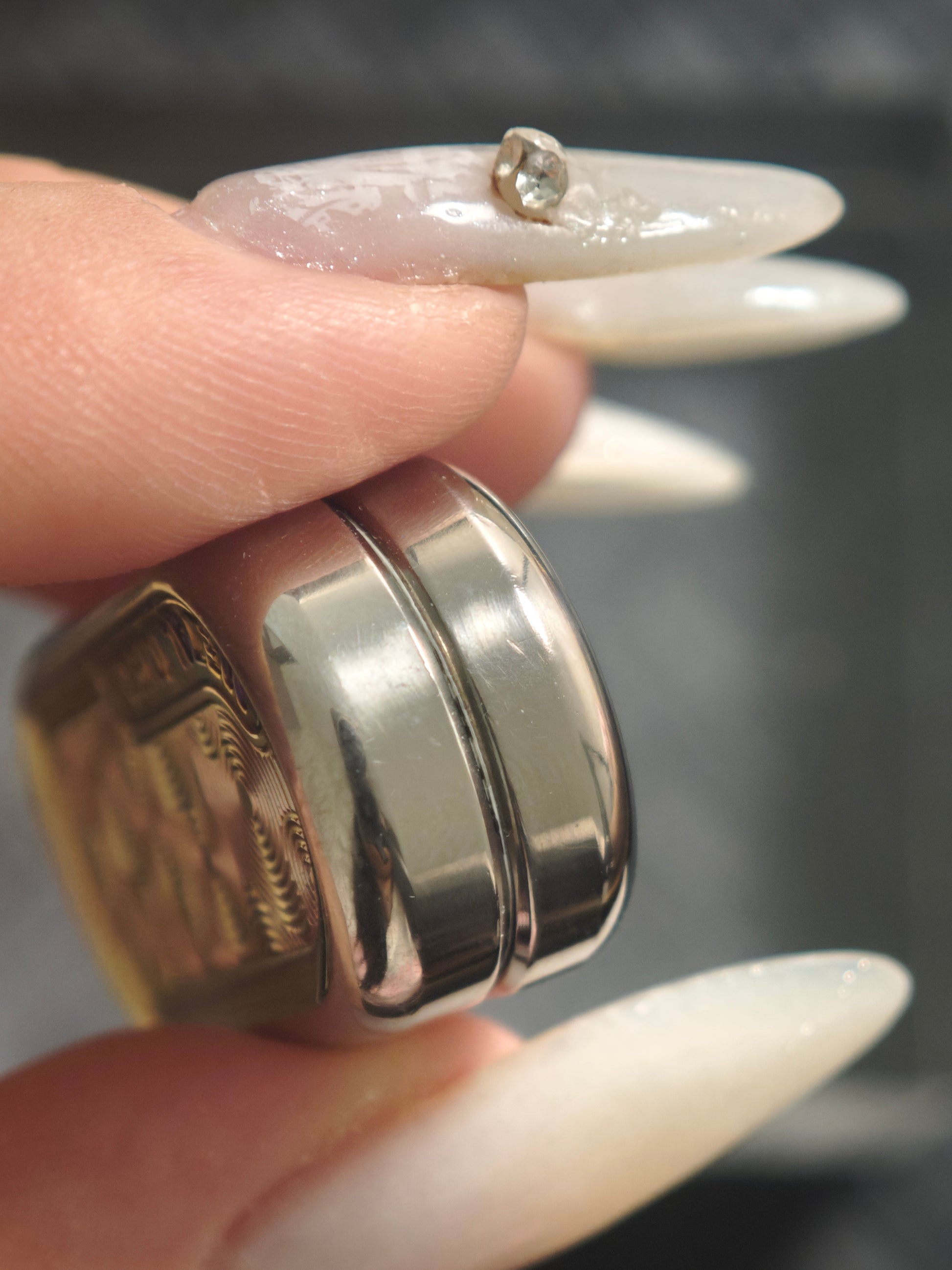 Top B Titanium Polished