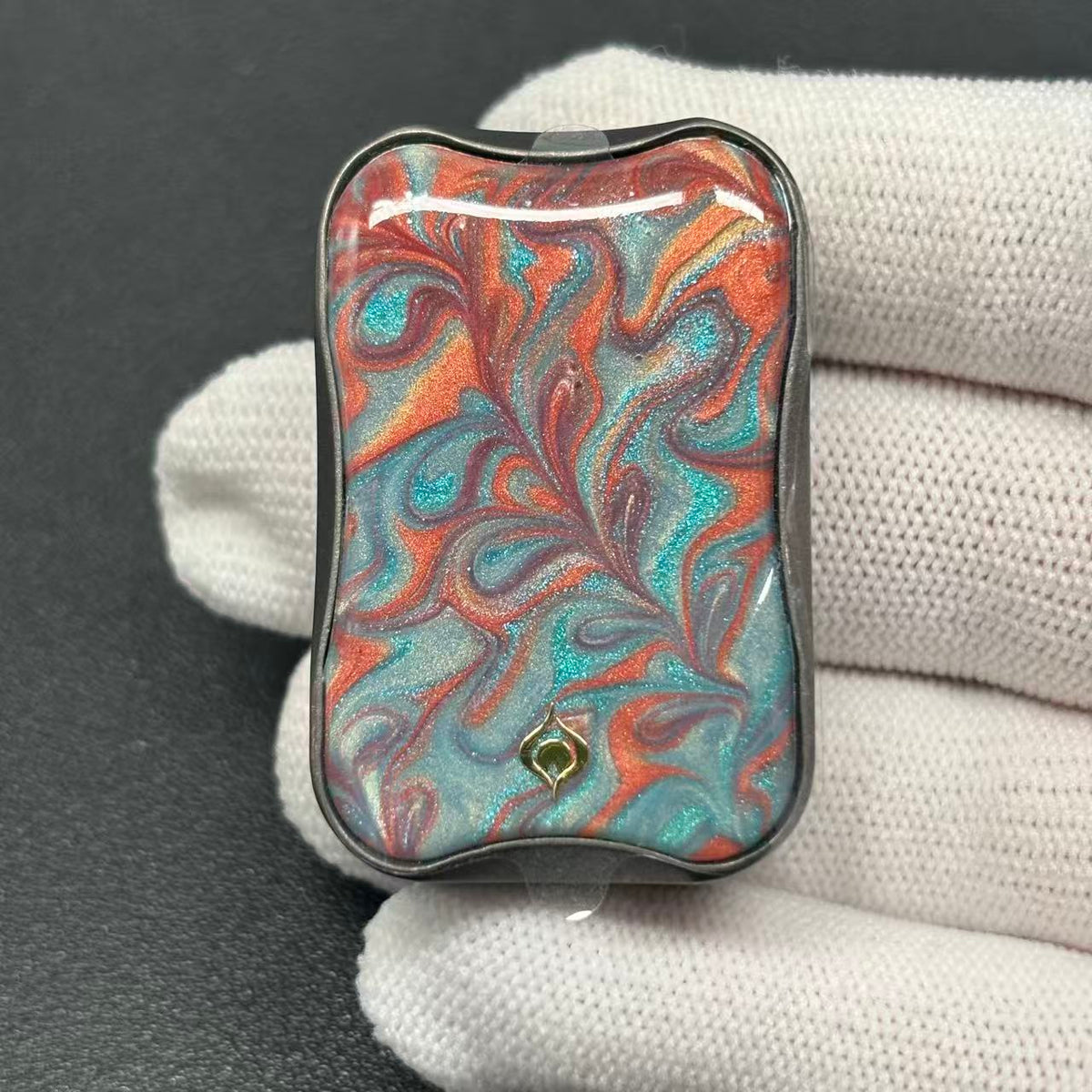 Aura Sand Titanium