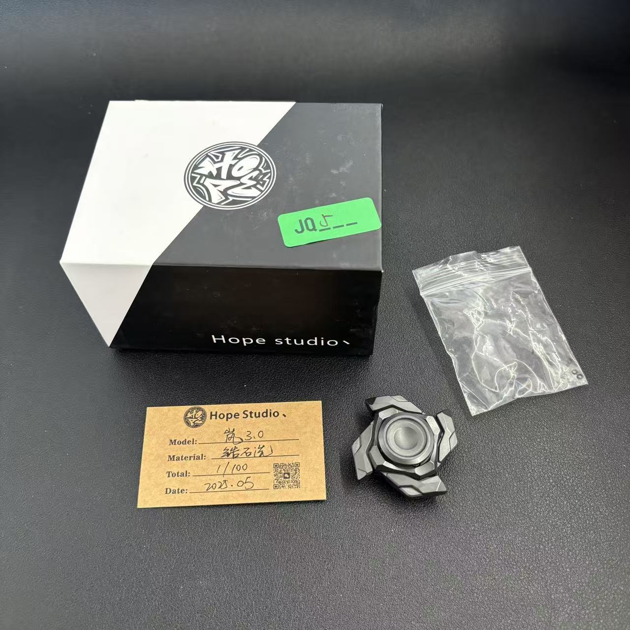 Haze Shell Opening Zirconium Stonewashed