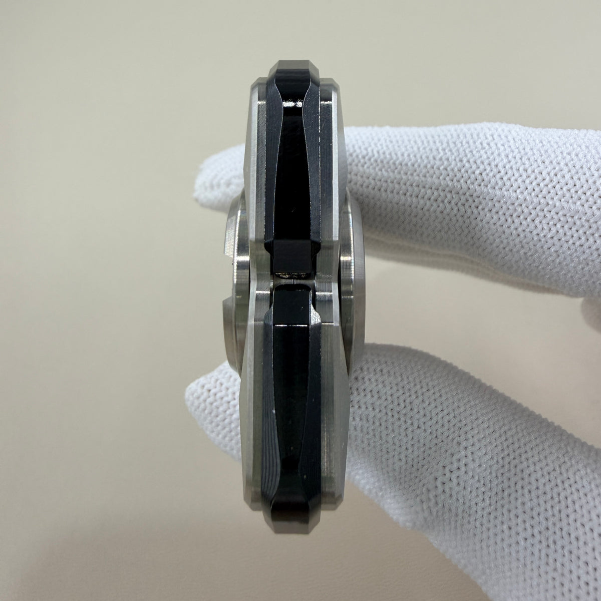 Qs Titanium