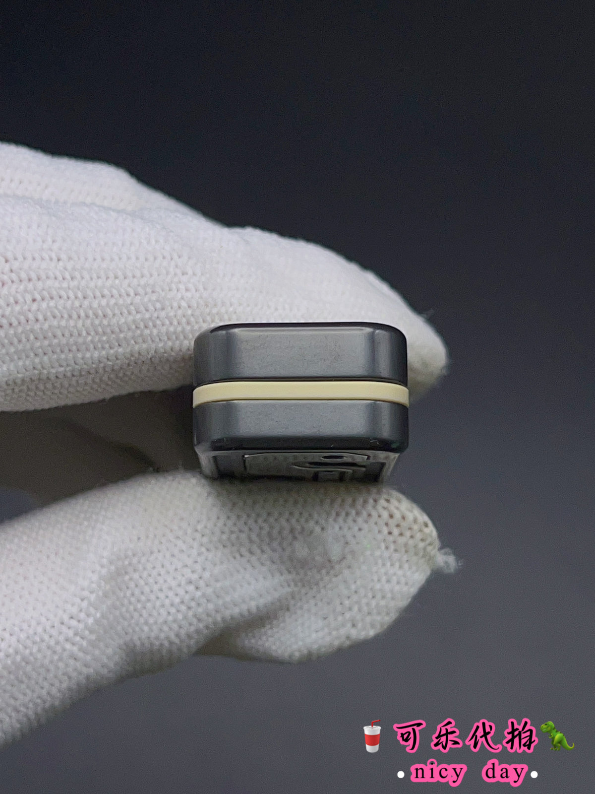 Snake Zirconium