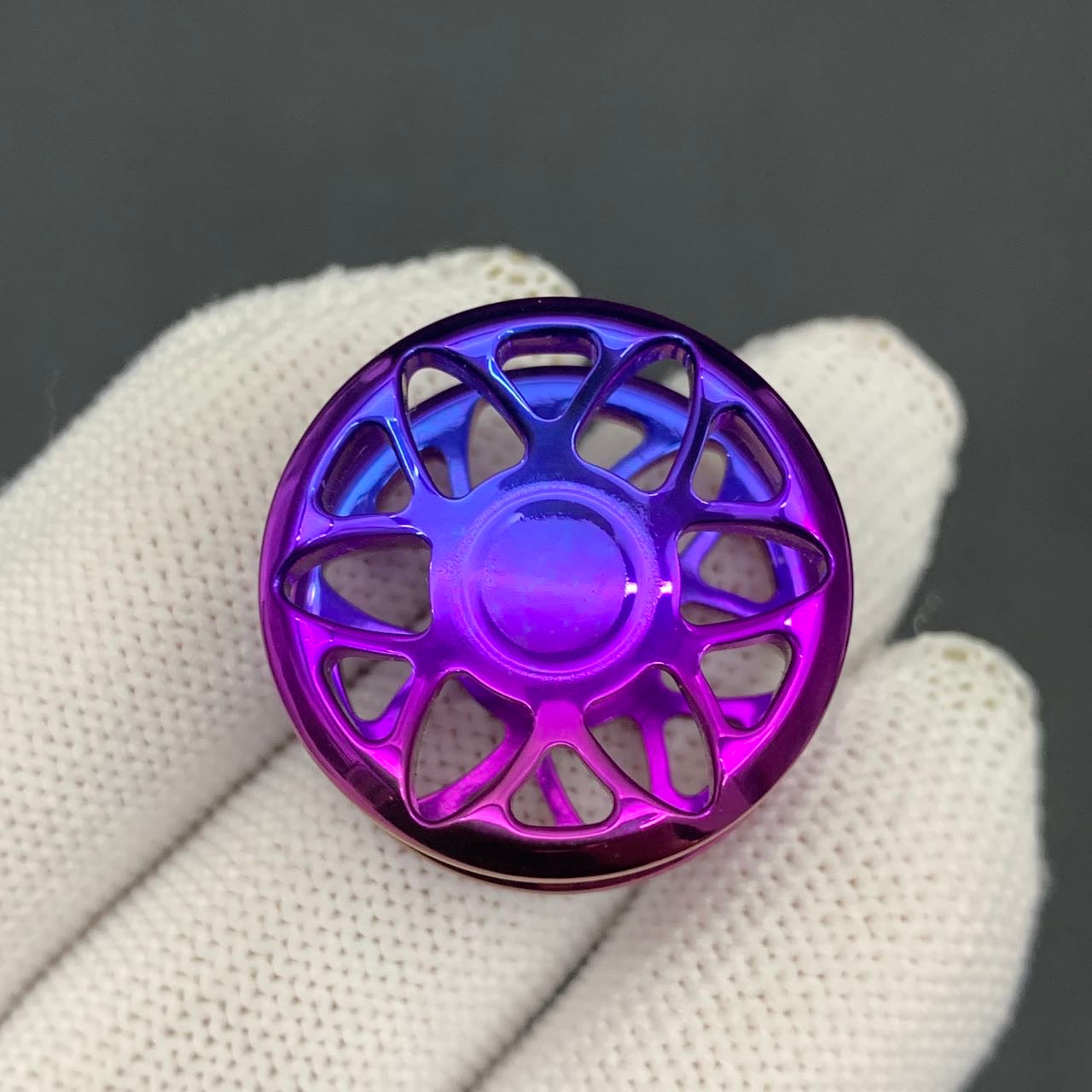Cat's Eye Titanium