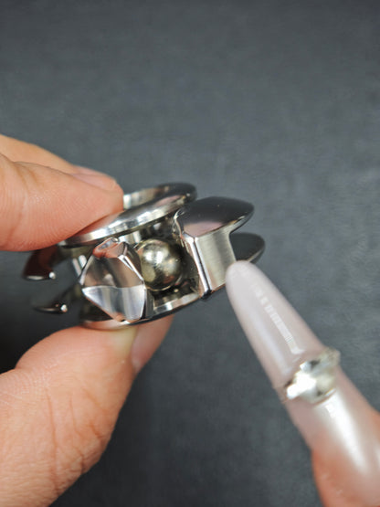 Sabertooth Stainless Steel