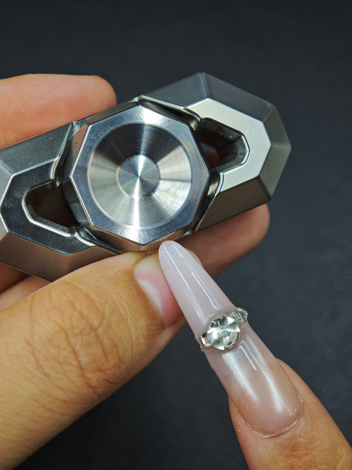 Crystal Twin Leaf Titanium