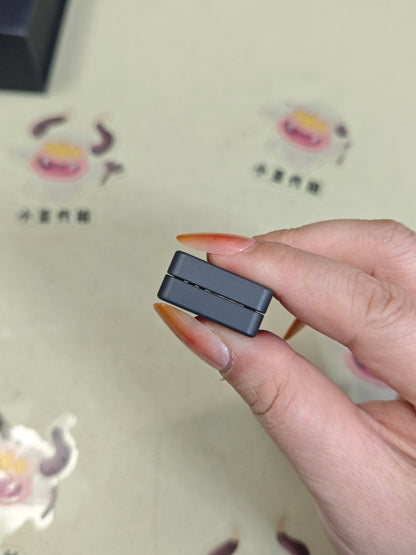 Mute Zirconium
