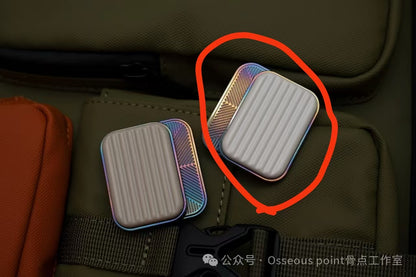 Travel r Zirconium Oil Slick