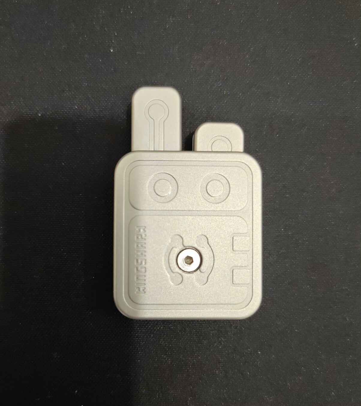 Rabbot, Stainless Steel