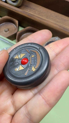Milk Cap Zirconium