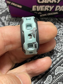 Shadow Raider Carbon Quartz