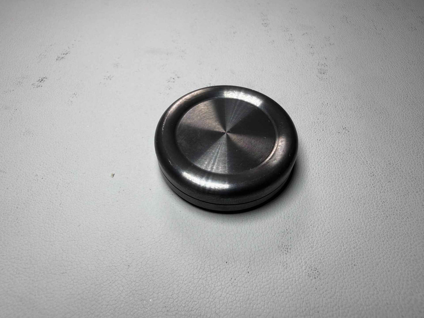 Milk Cap Mini Zirconium