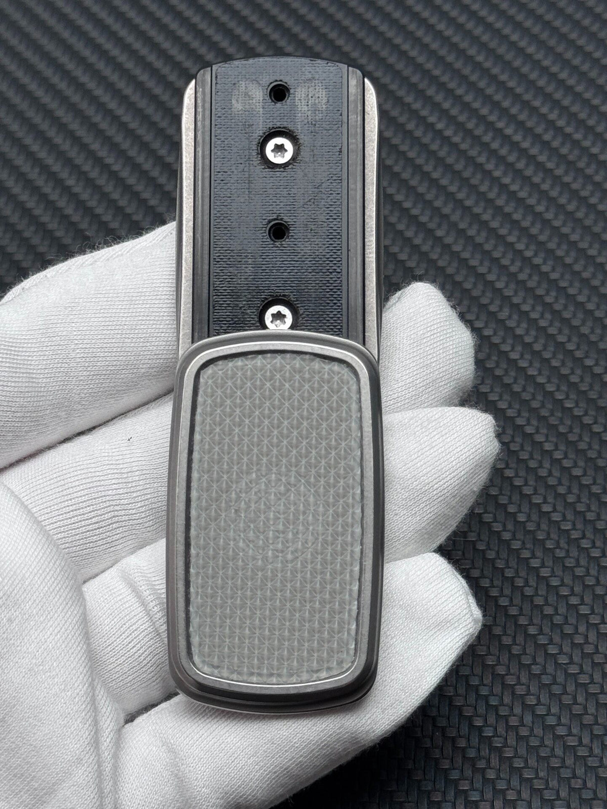 Wormhole Titanium