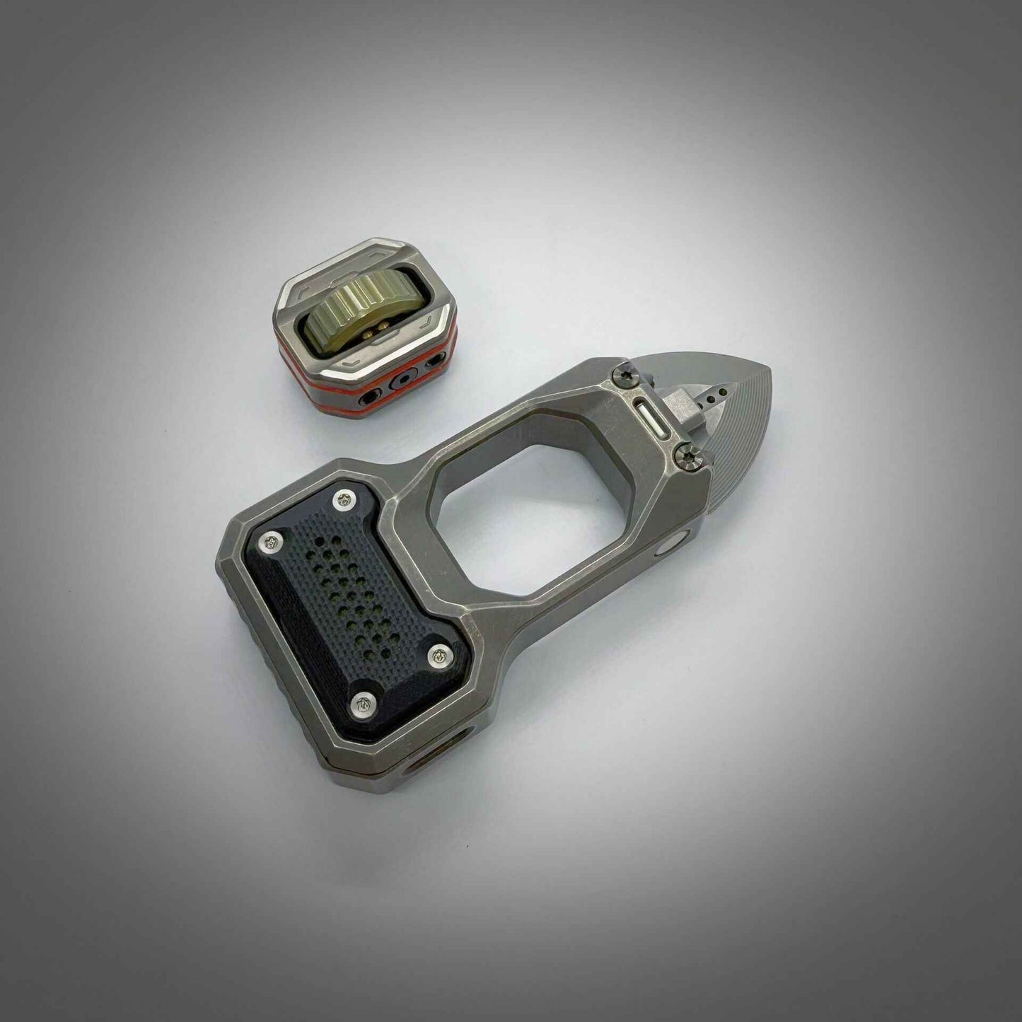 Defender Slim Titanium Tungsten