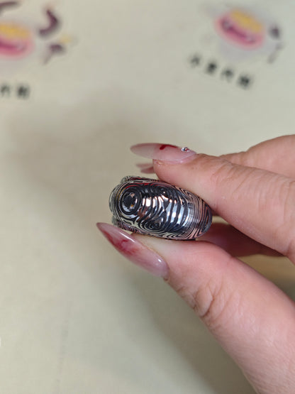 Two-Leaf Cell Damasteel