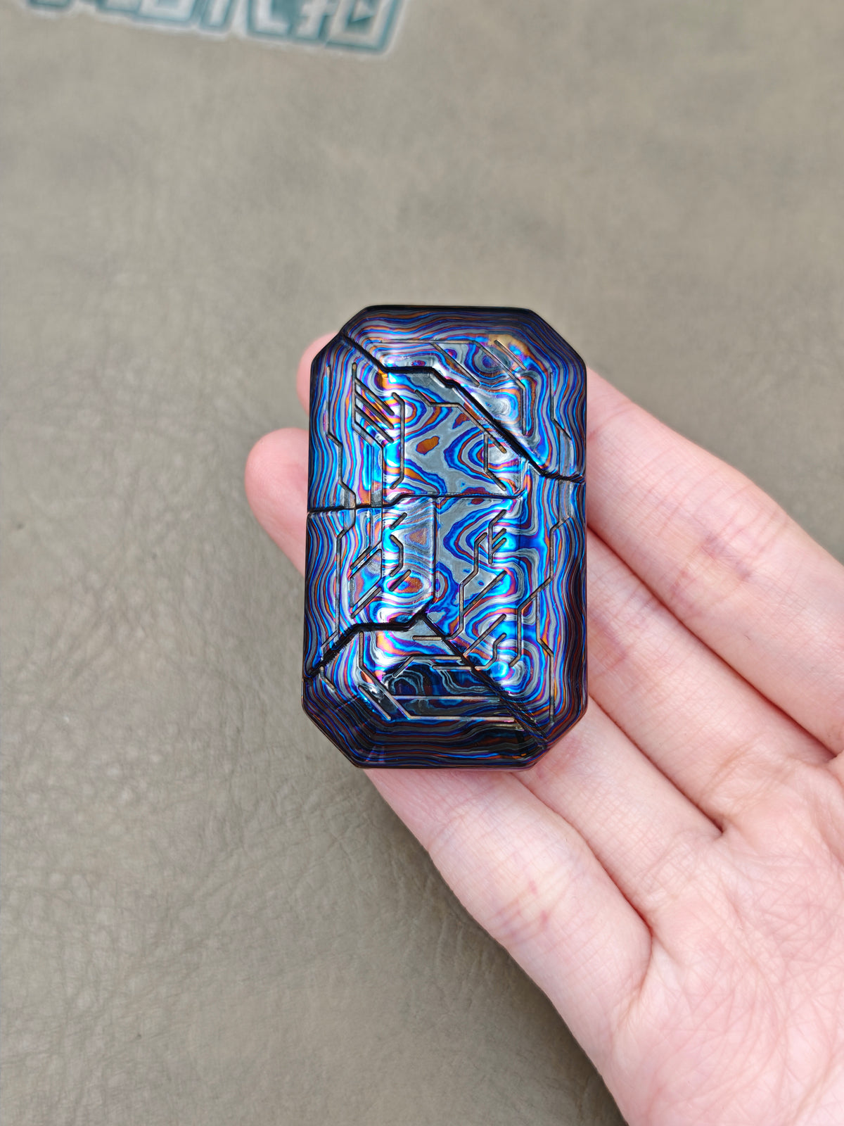 Explore Zircuti