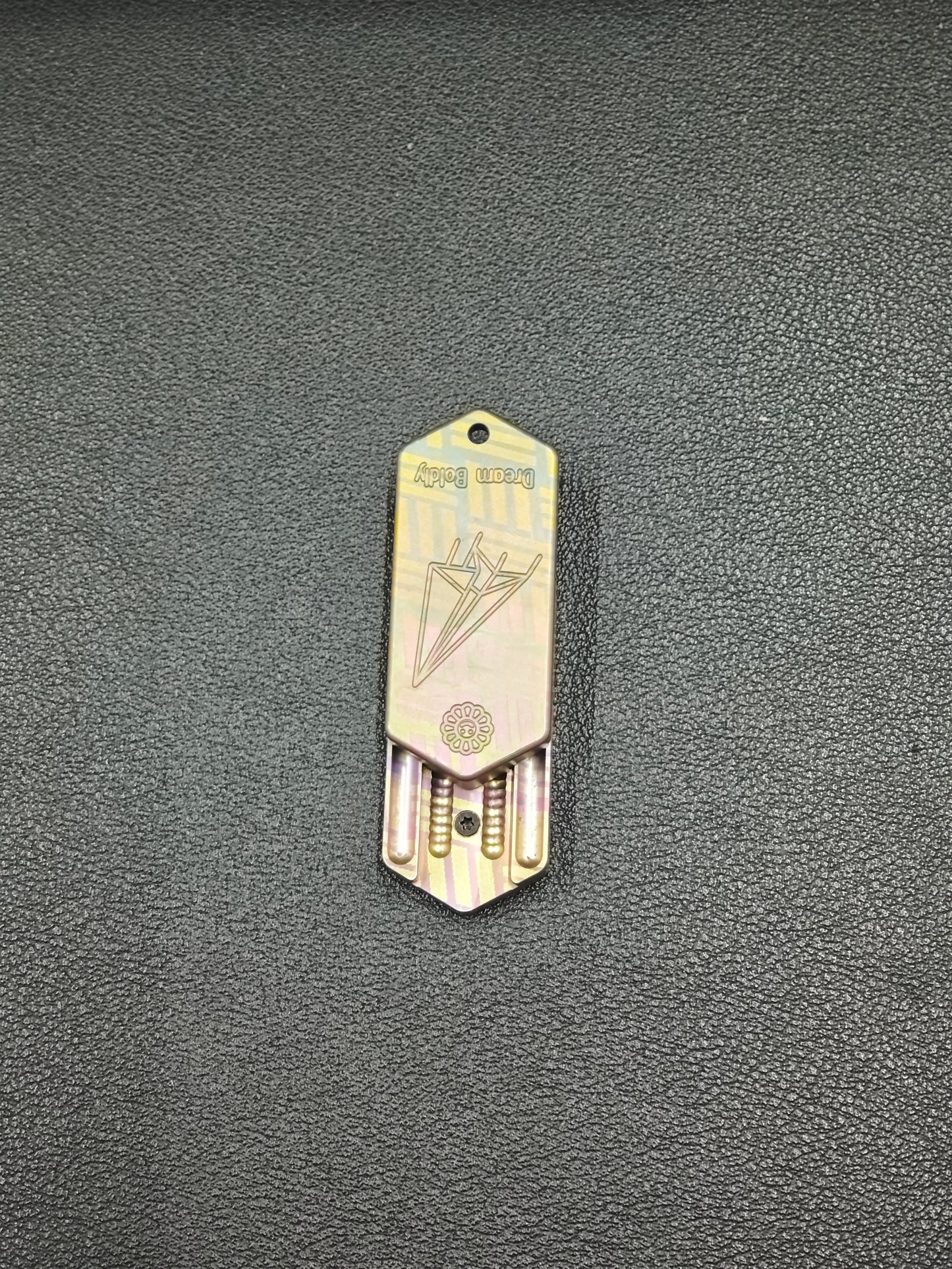 Plane Titanium