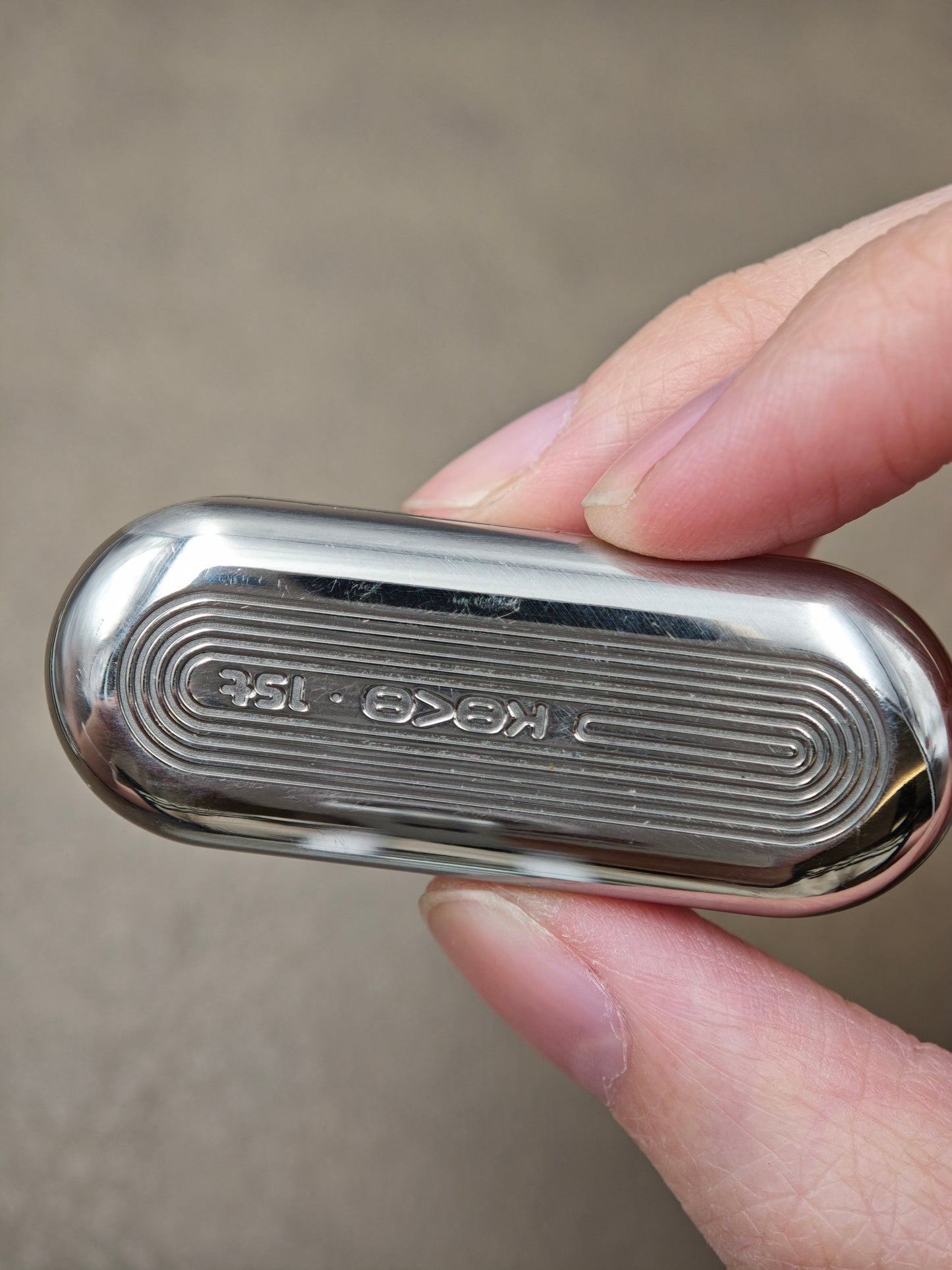 Floating Cloud Titanium Polished