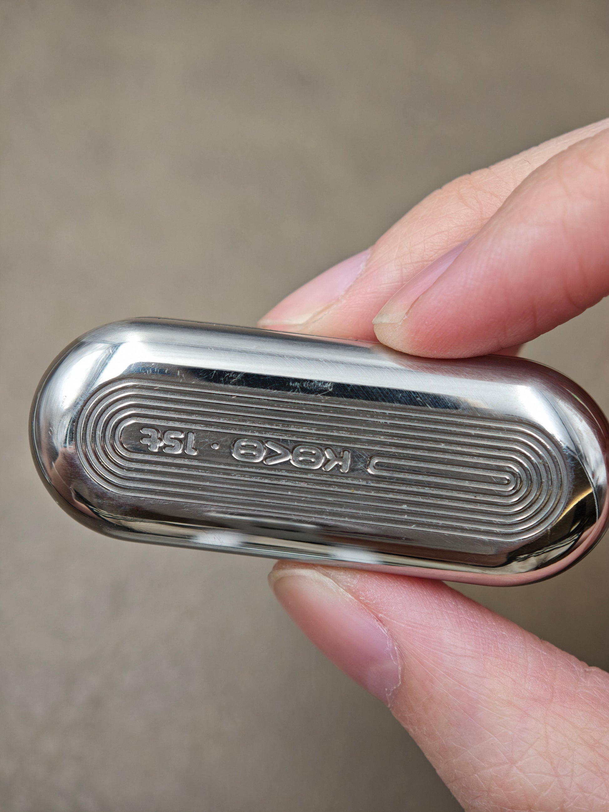 Floating Cloud Titanium Polished
