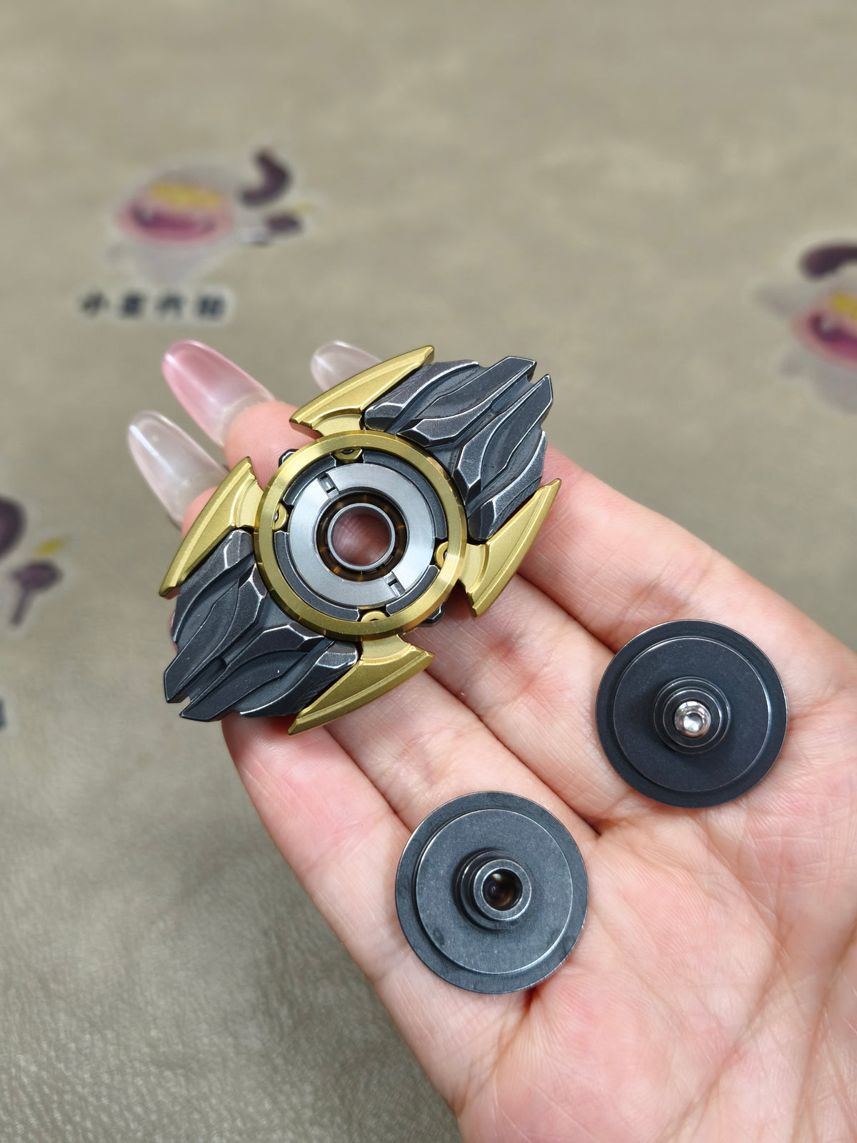 Dark Shell Opening Stainless Steel