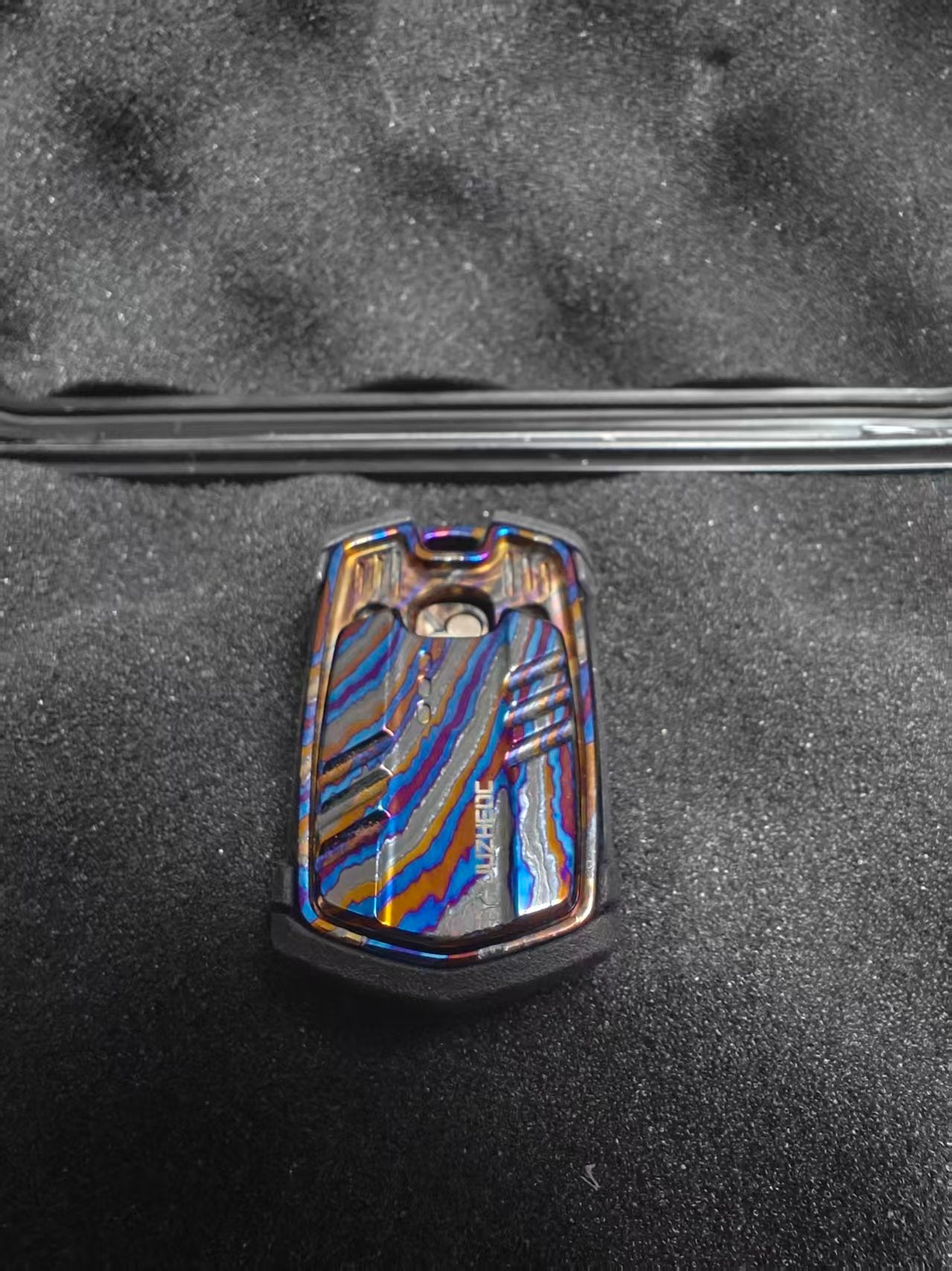 Thousand machines Zircuti