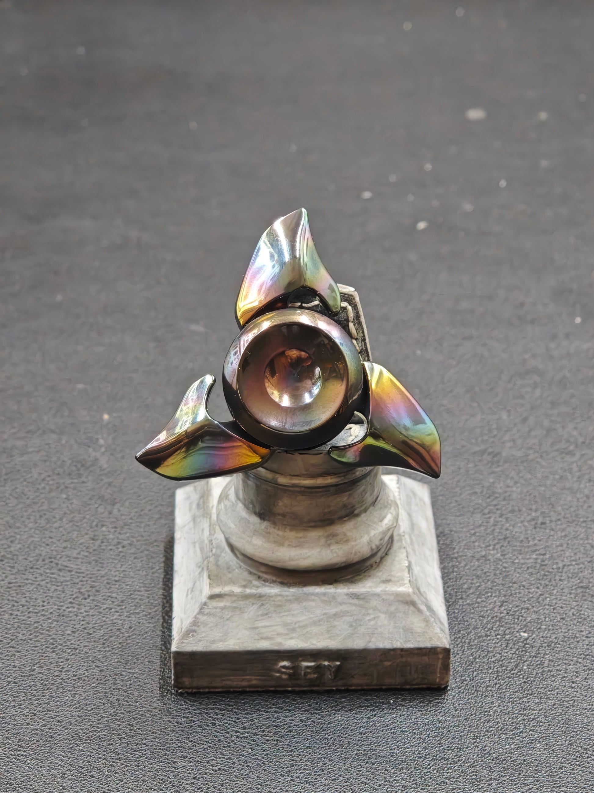 Owl Zirconium Oil Slick