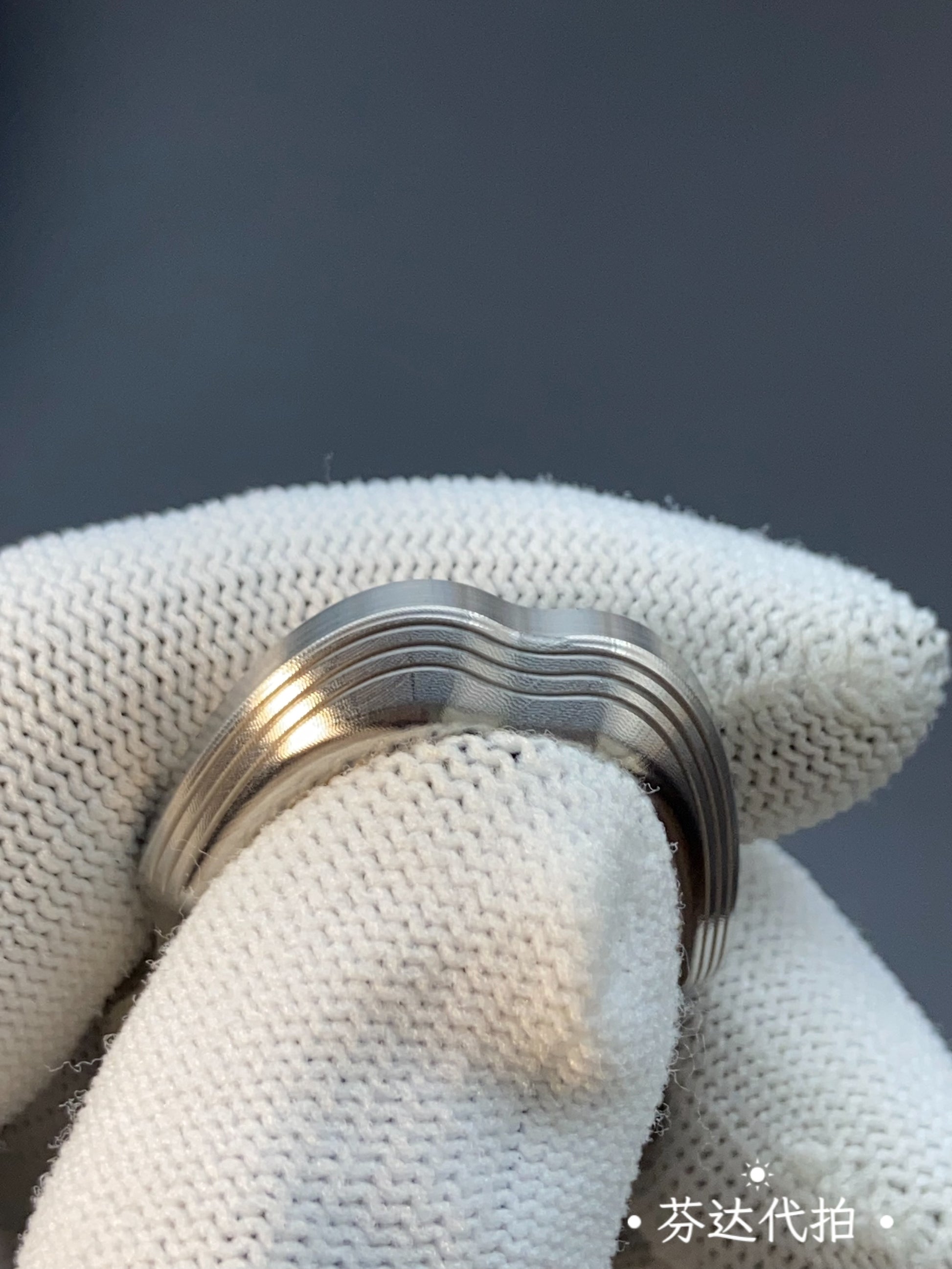 Obsidian Crystalized Stainless Steel