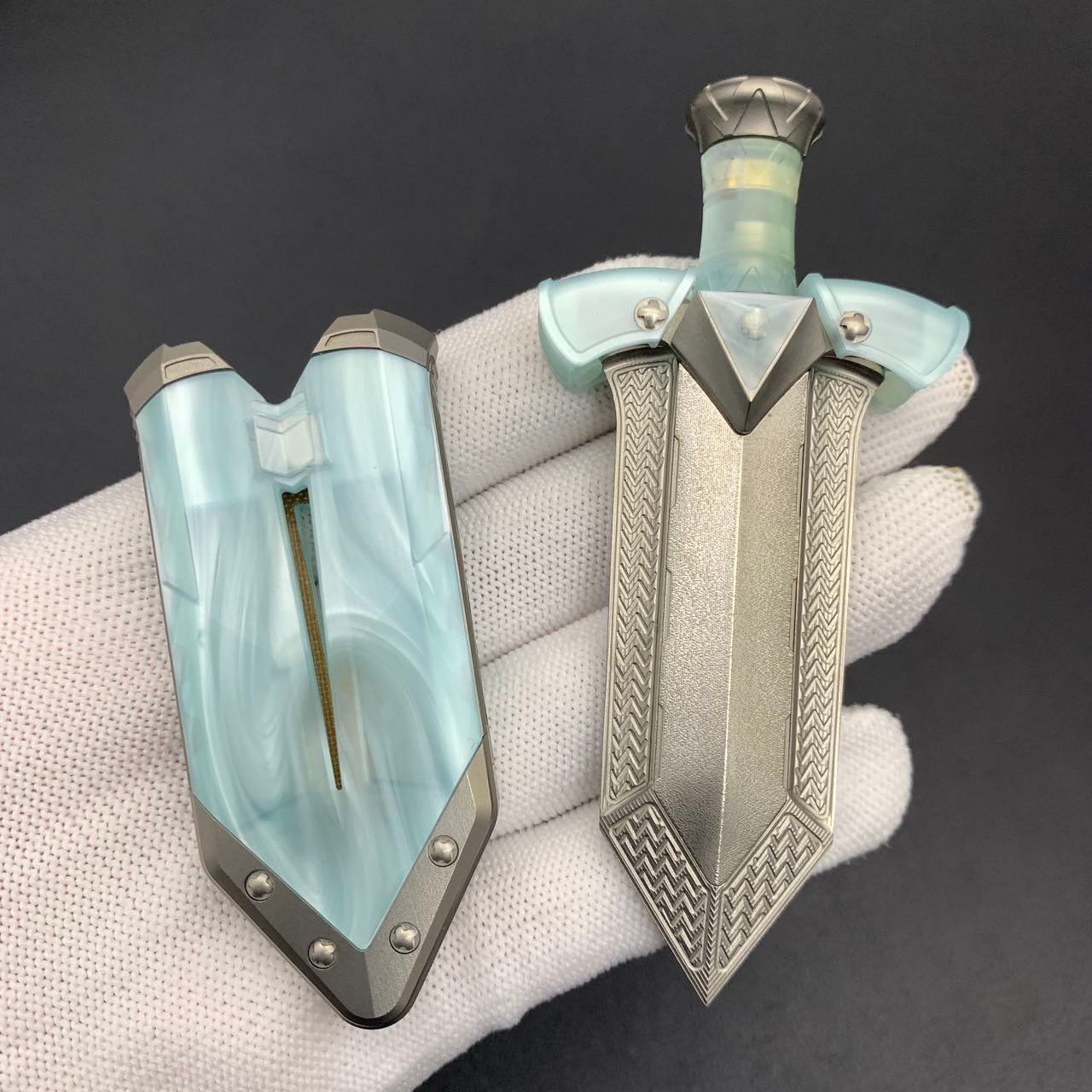 Ghost Lantern Lake Sword G10