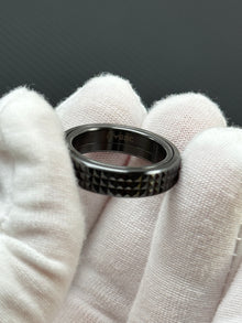 Pig Ratchet Zirconium