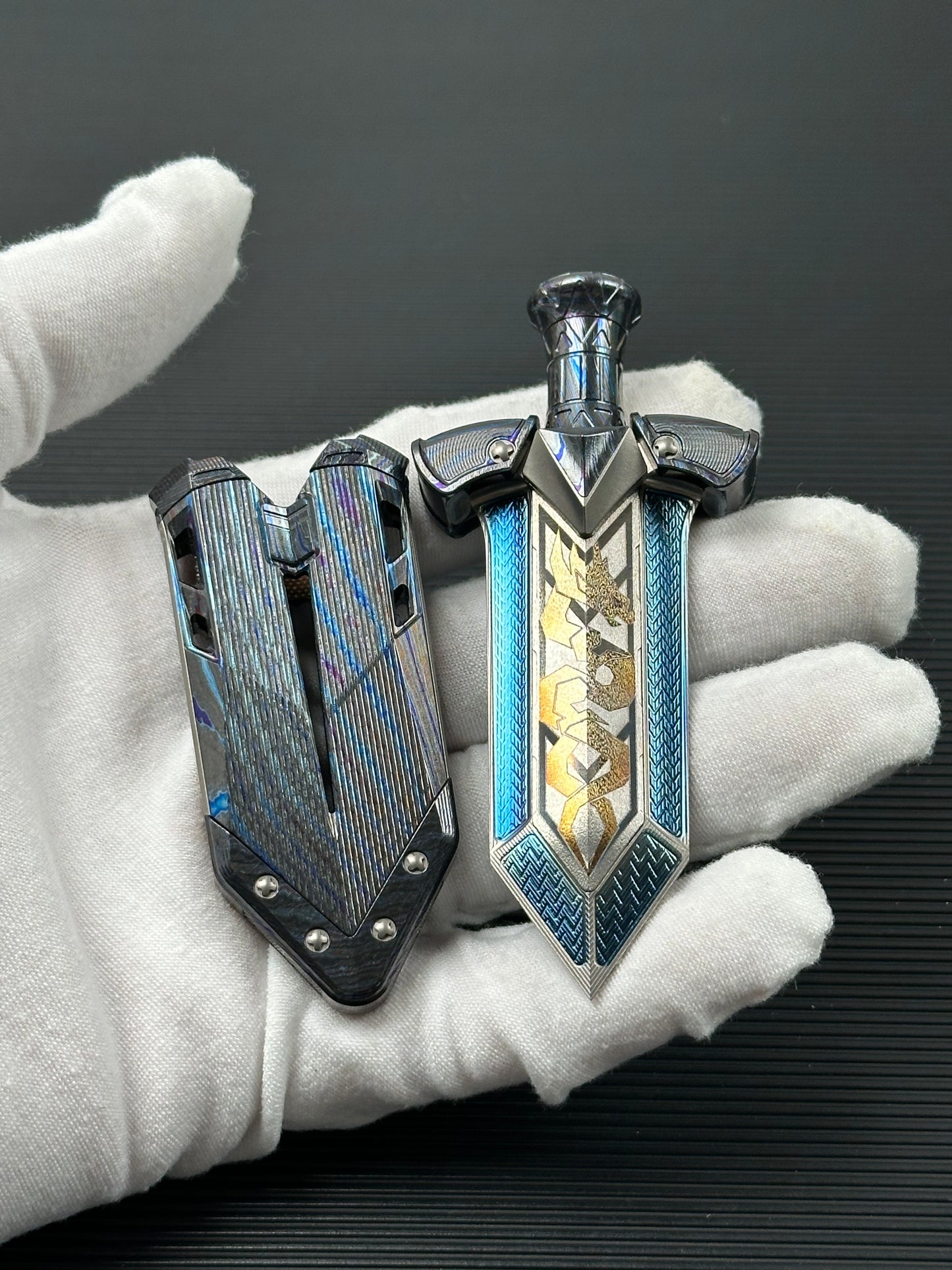 Azure Dragon Lake Sword Zircuti