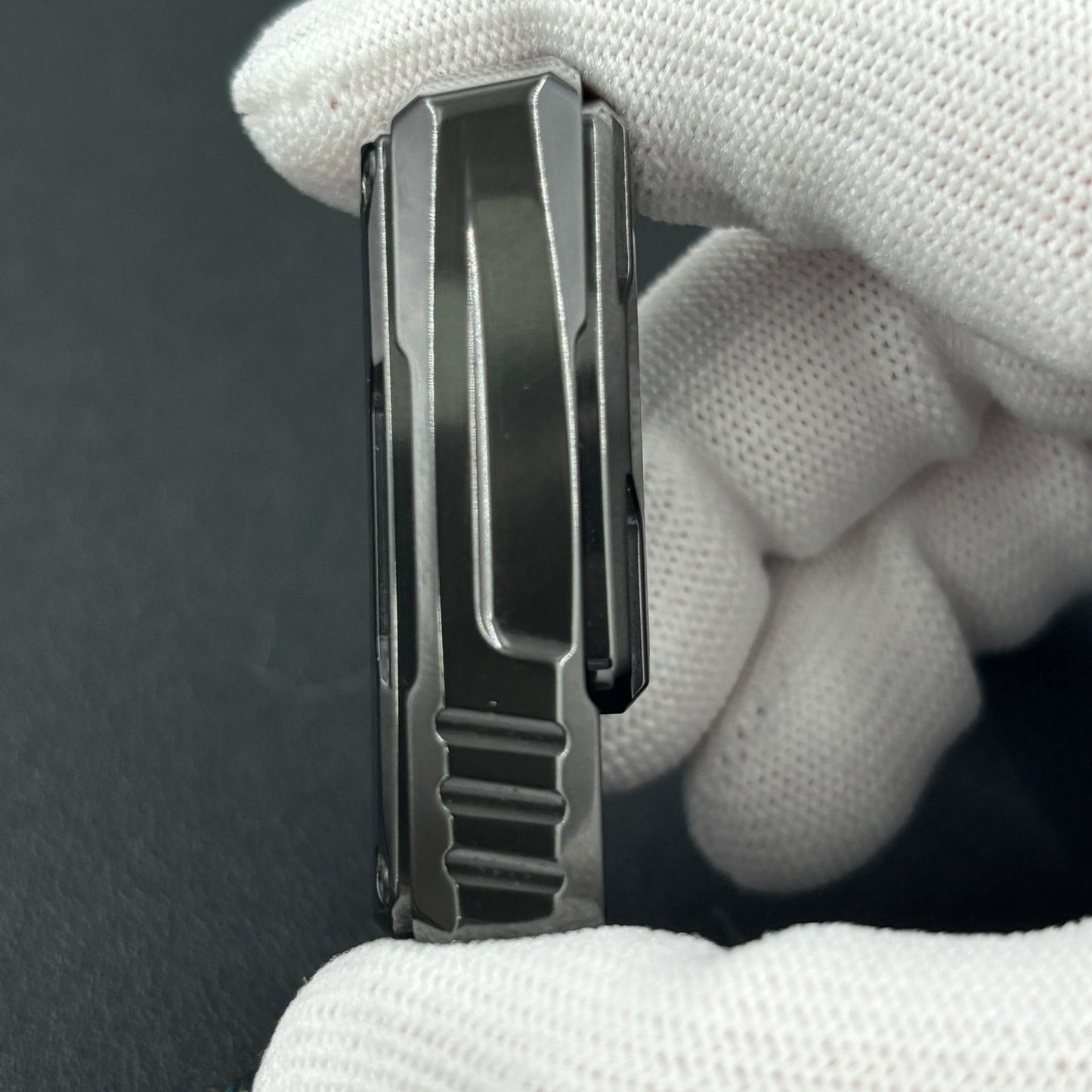 Thousand machines Zirconium