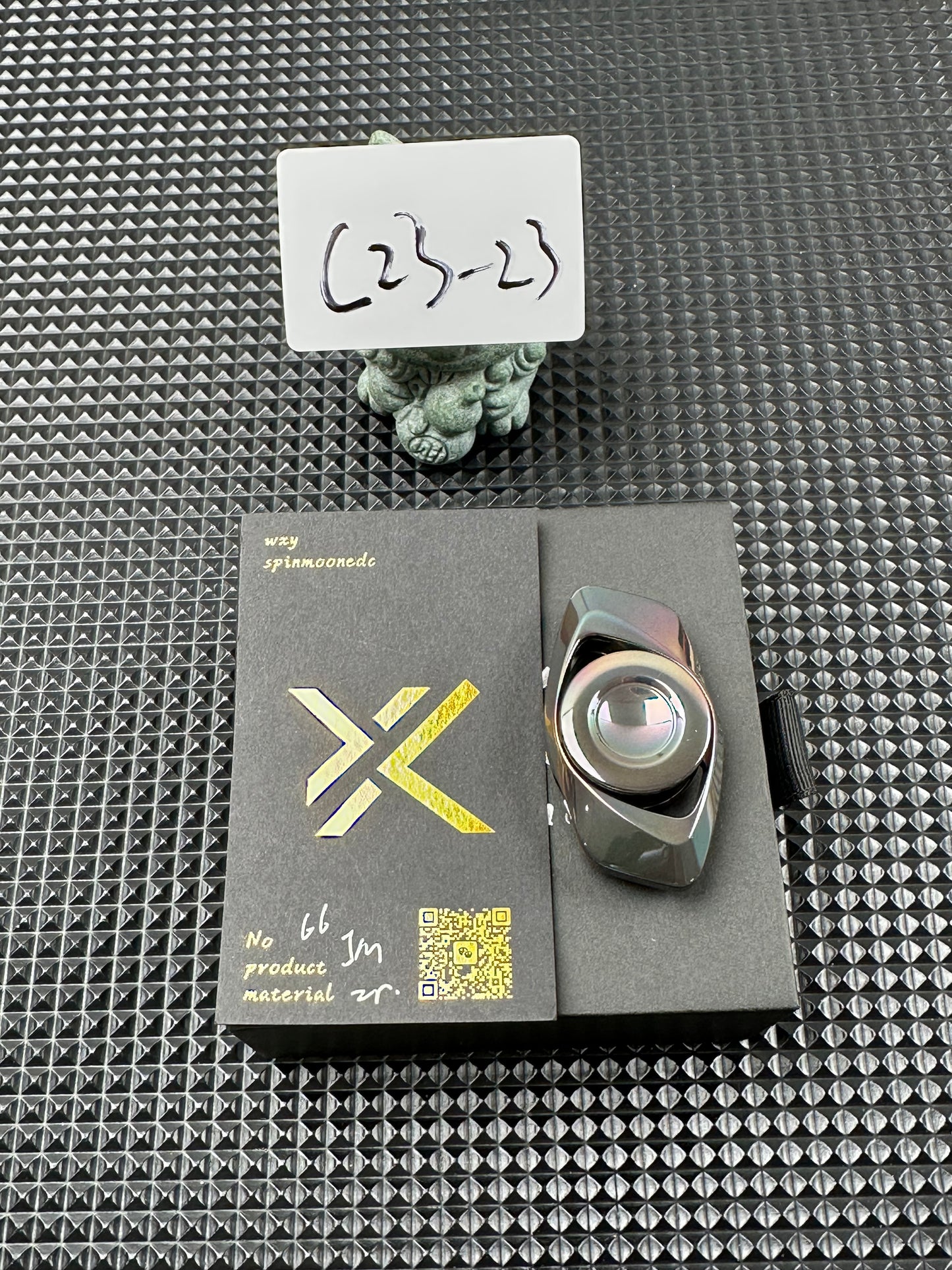 Mirror Eye Zirconium