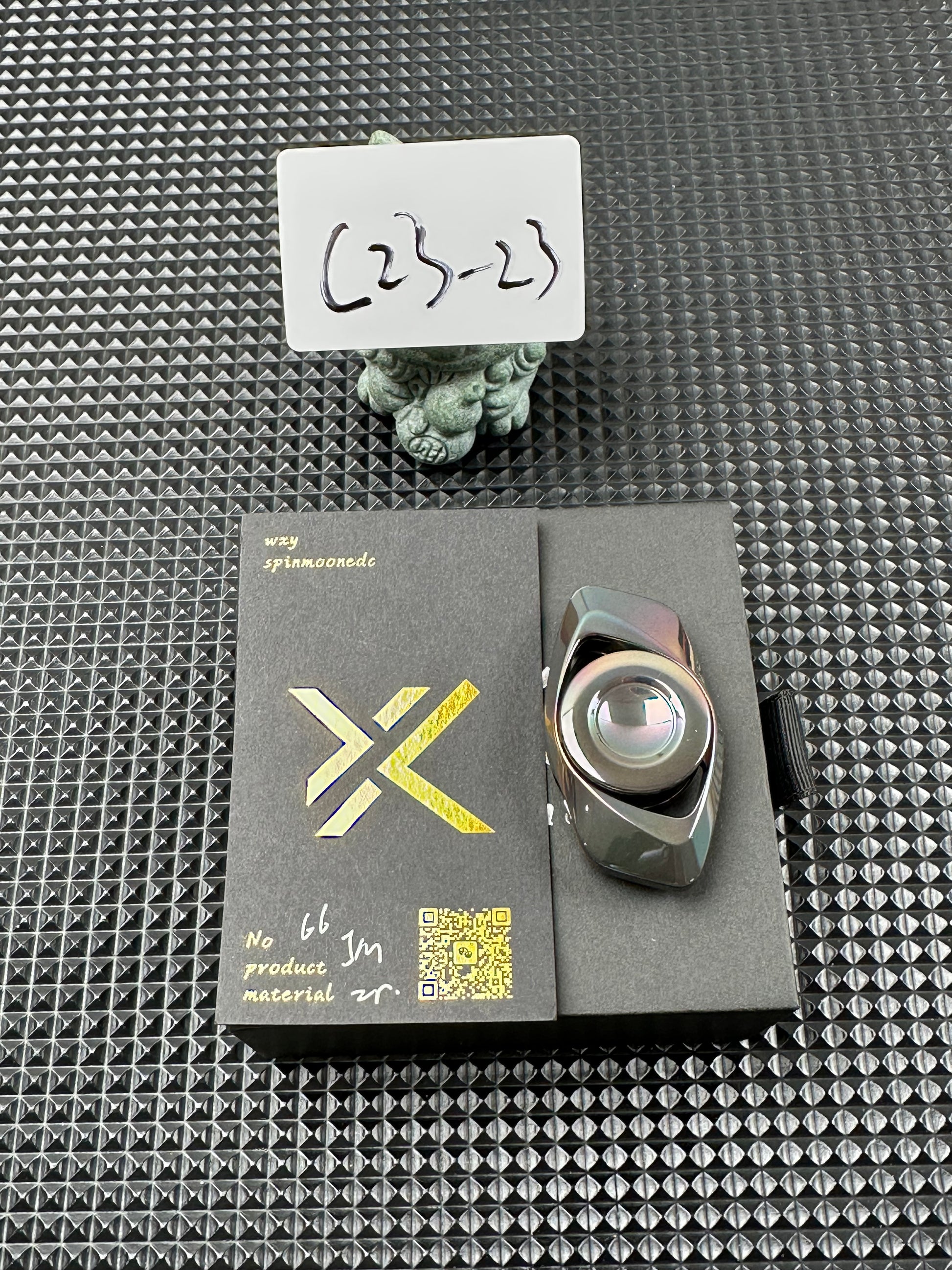 Mirror Eye Zirconium