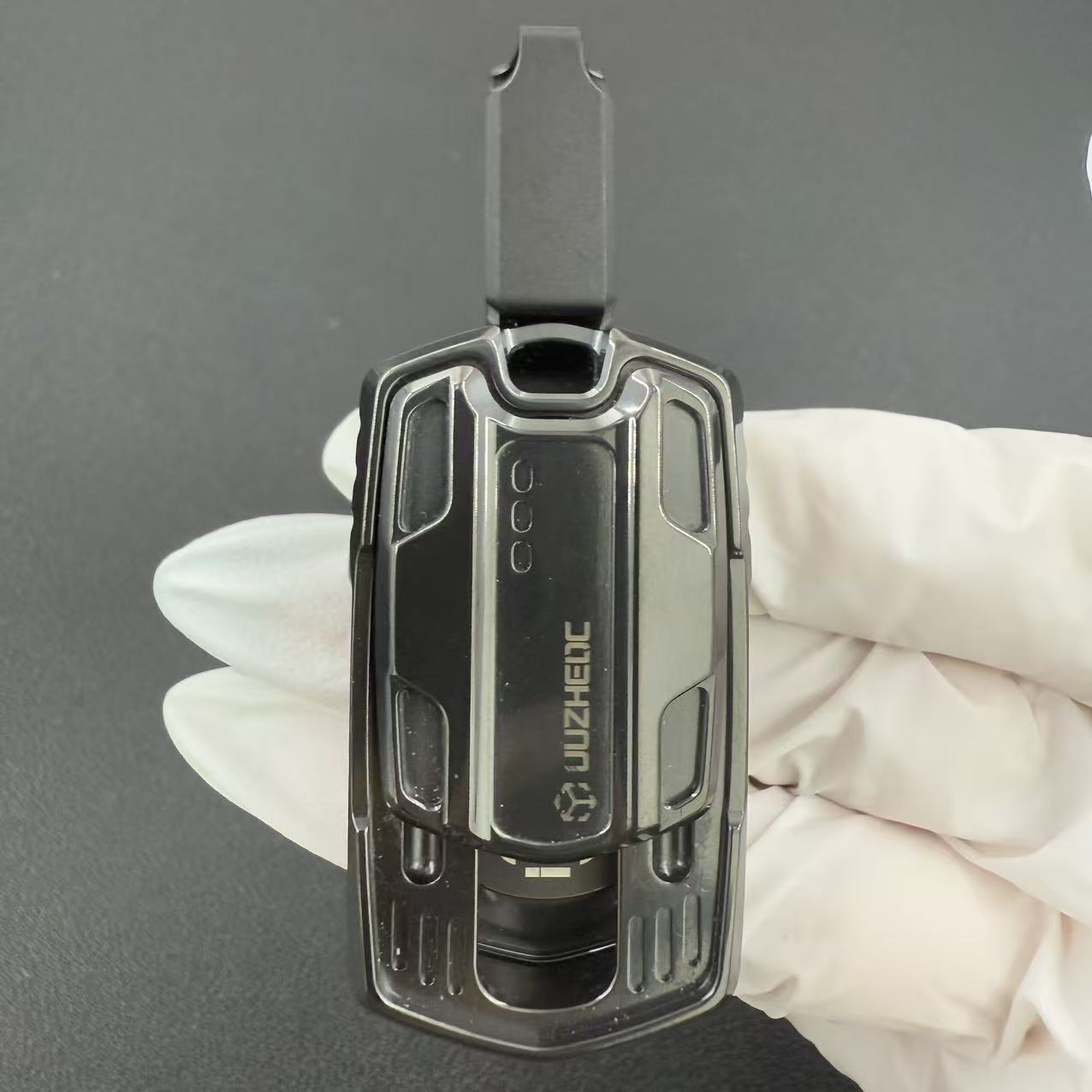 Thousand machines Zirconium Polished