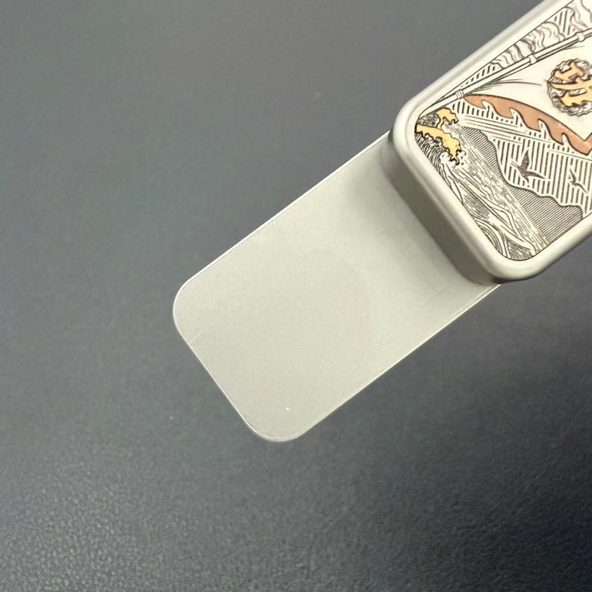 Chewing Gum 2.0 Titanium Limited Edition