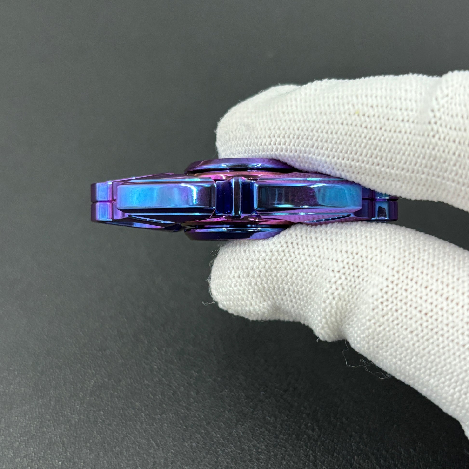 Dark Shell Opening Zirconium Limited 20