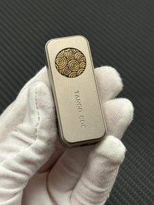 Sugar Cube Titanium