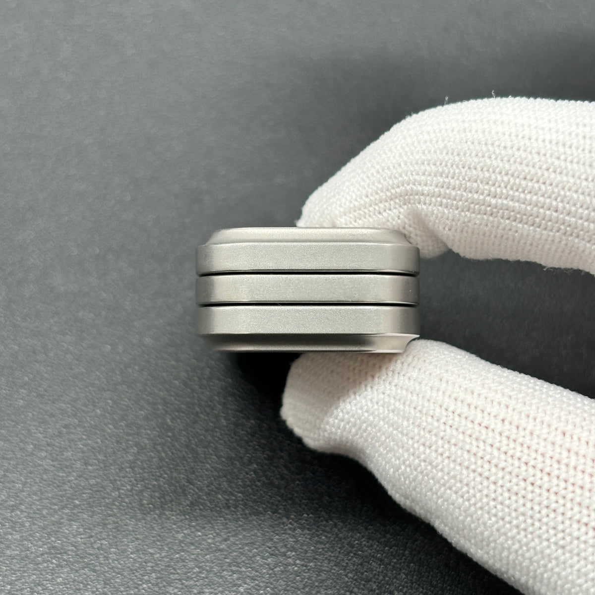 Magnet Feel Stainless Steel