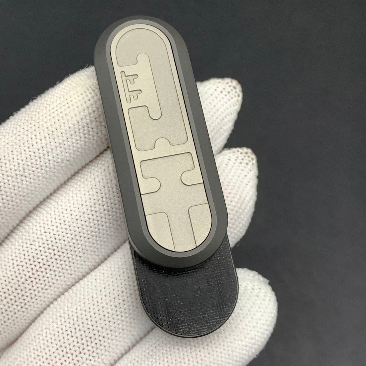 Lucky Draw Zirconium