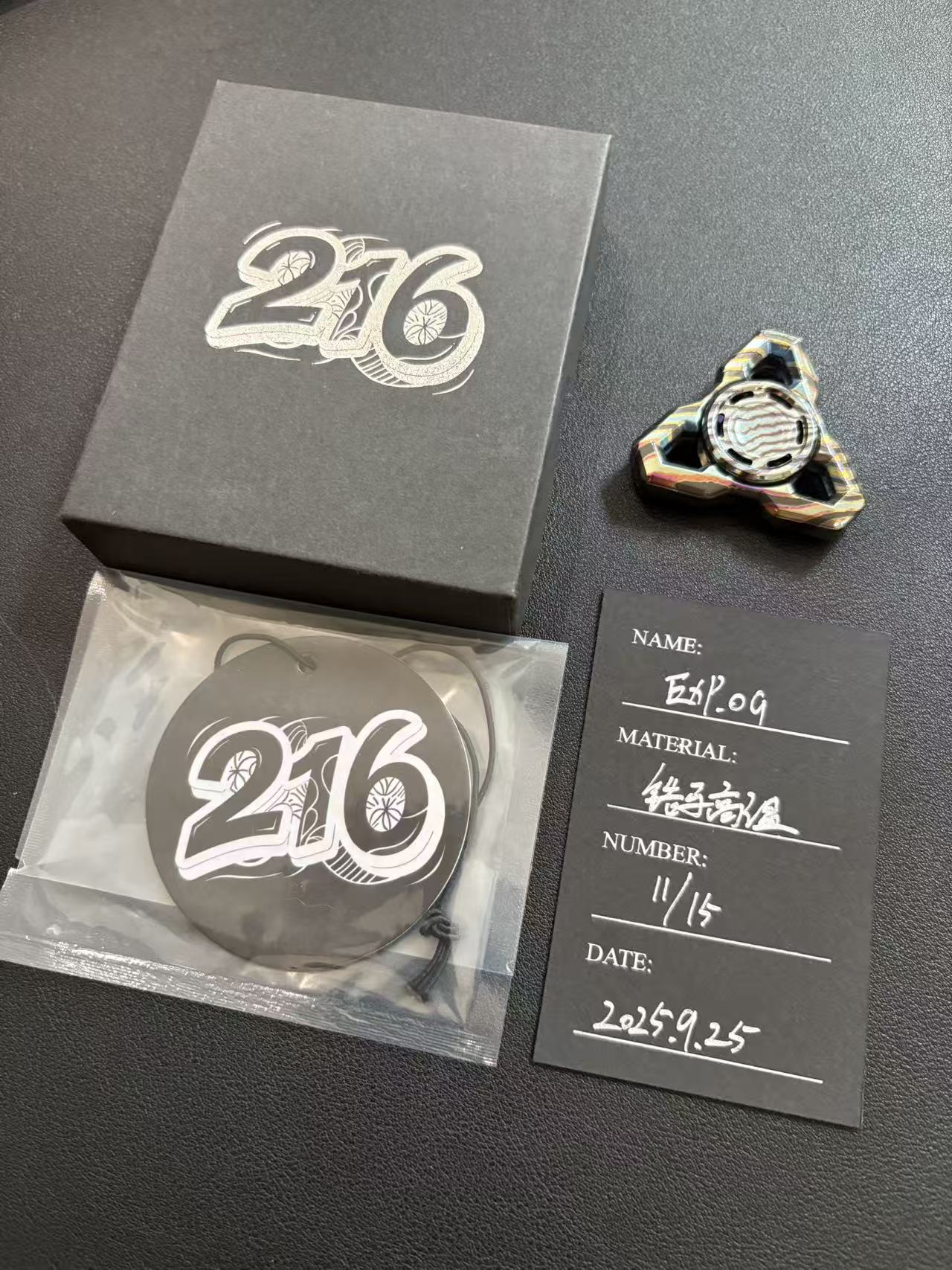 216EDC E.X.P Spinner og Zircuti