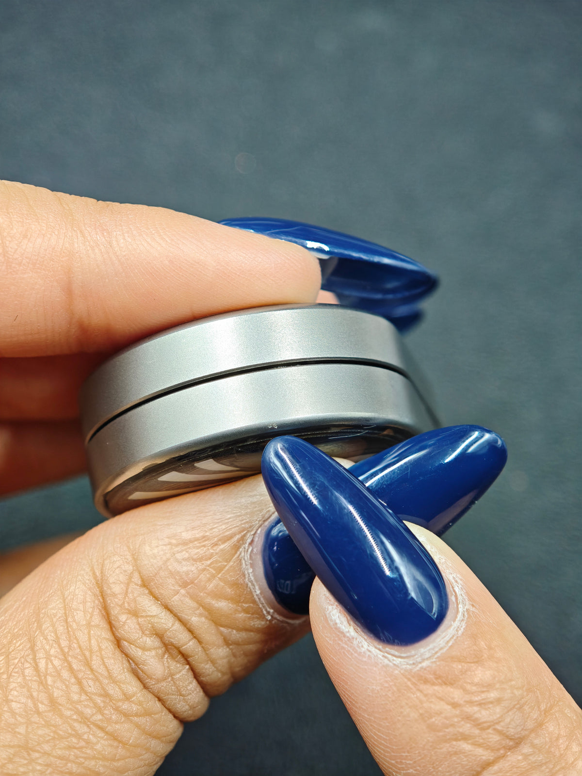 Groove Titanium Resin-Sealed Engraved