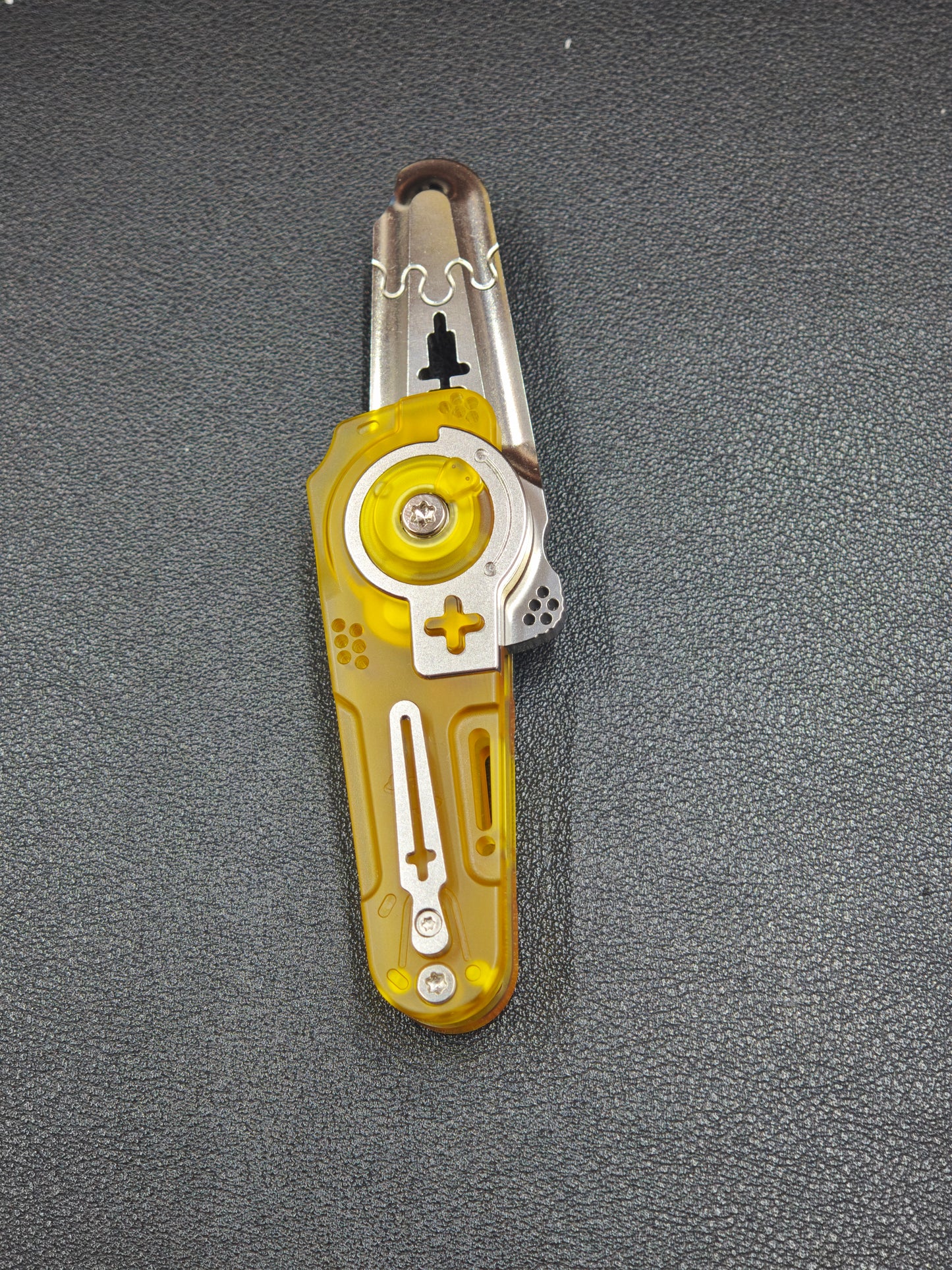 Dimension Slash Pry Bar PEI Titanium