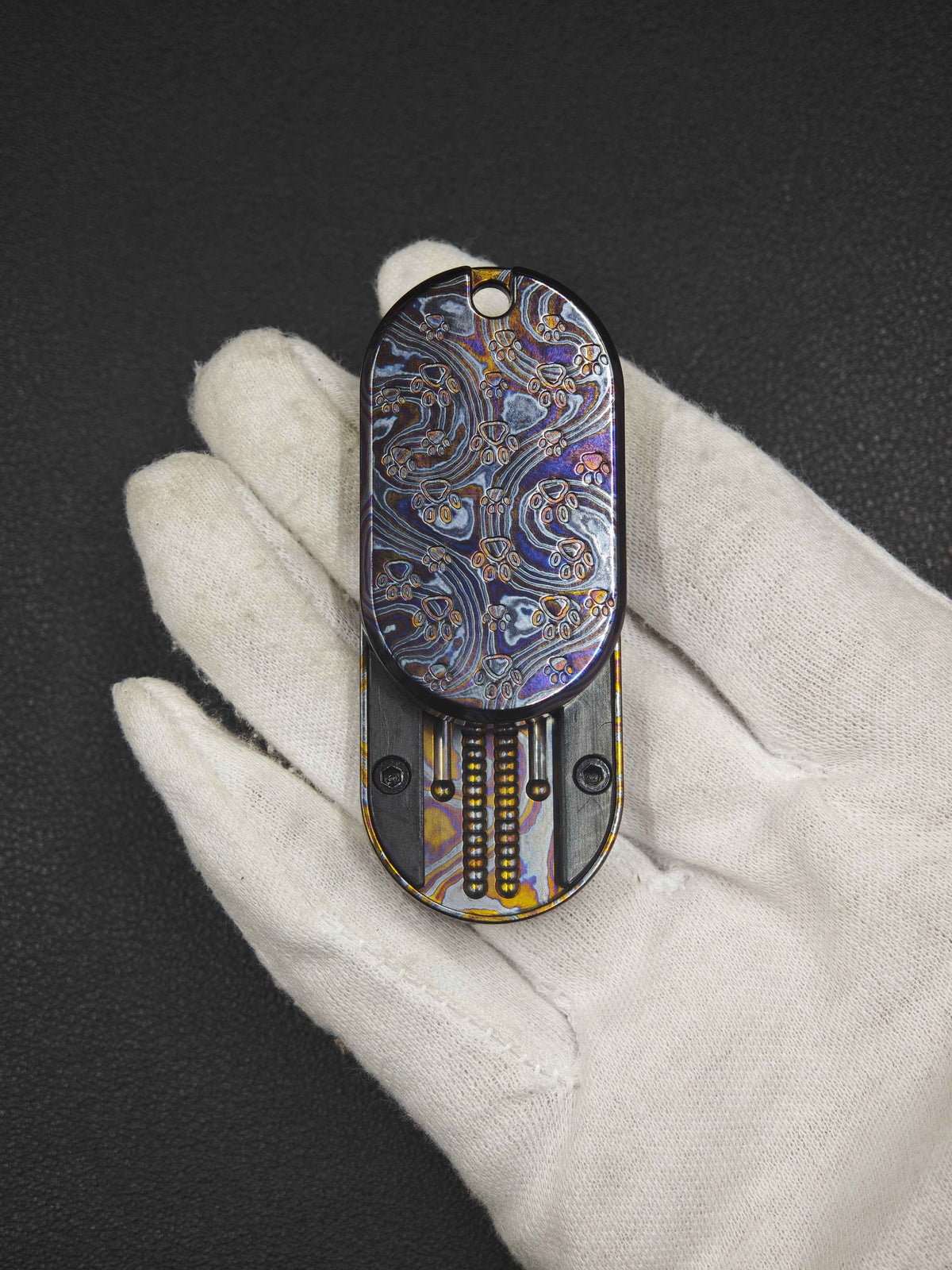 F2.9 Zirconium Zircuti