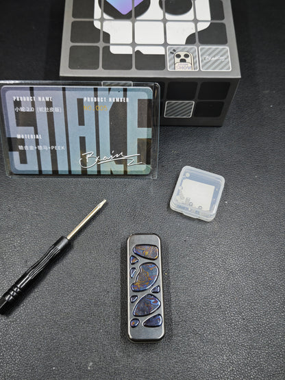 Snake Zirconium