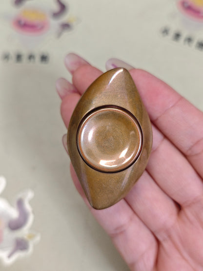 Mirror Pupil Brass