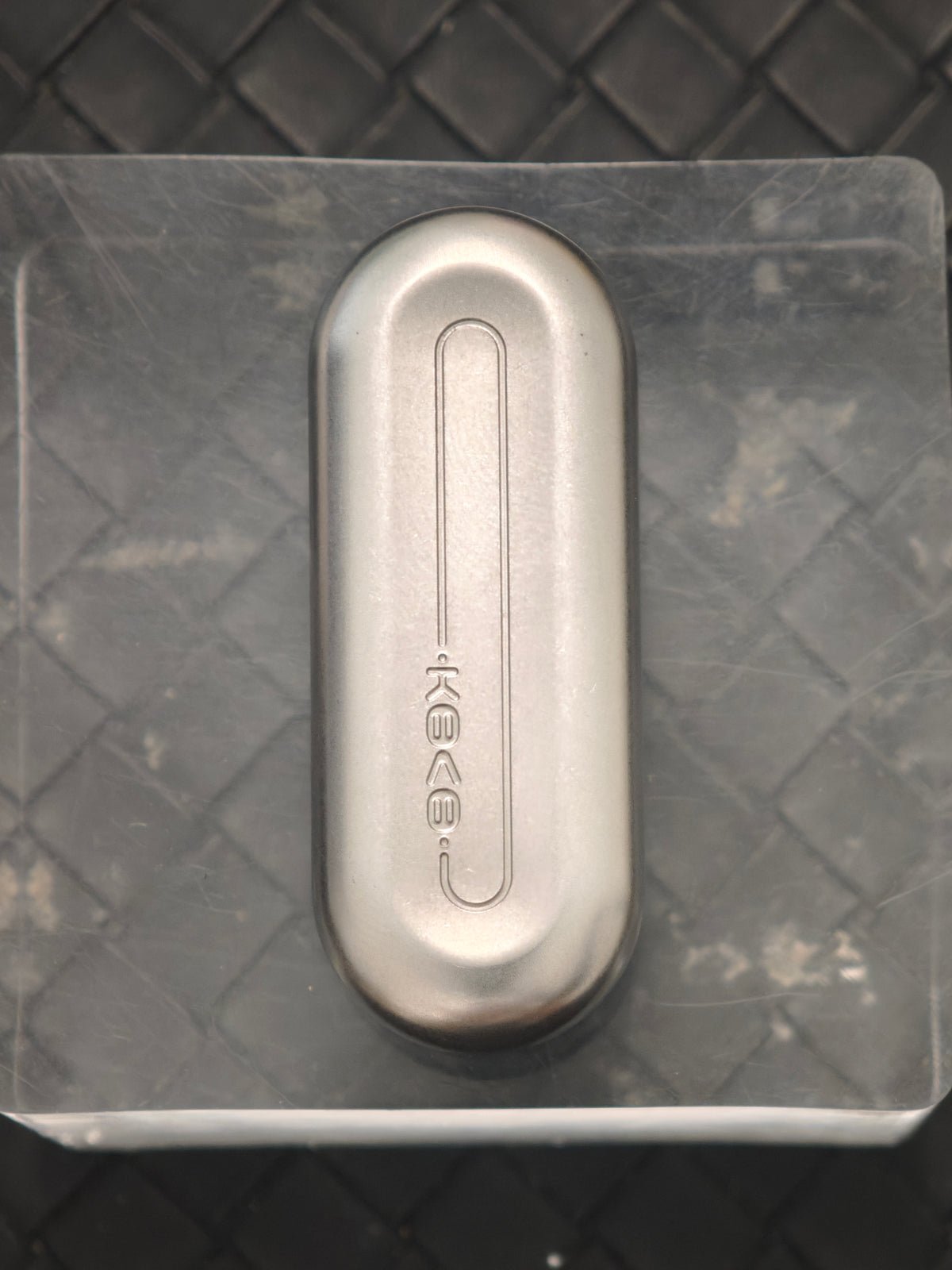 Floating Cloud Stainless Steel Stonewashed