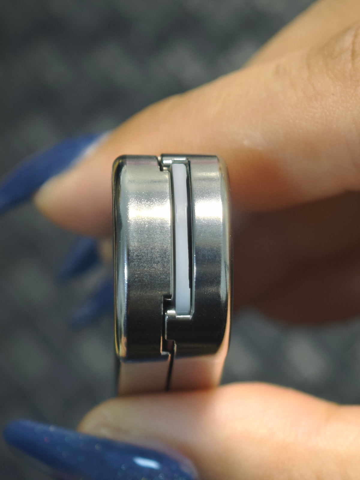 Ming Yin Titanium