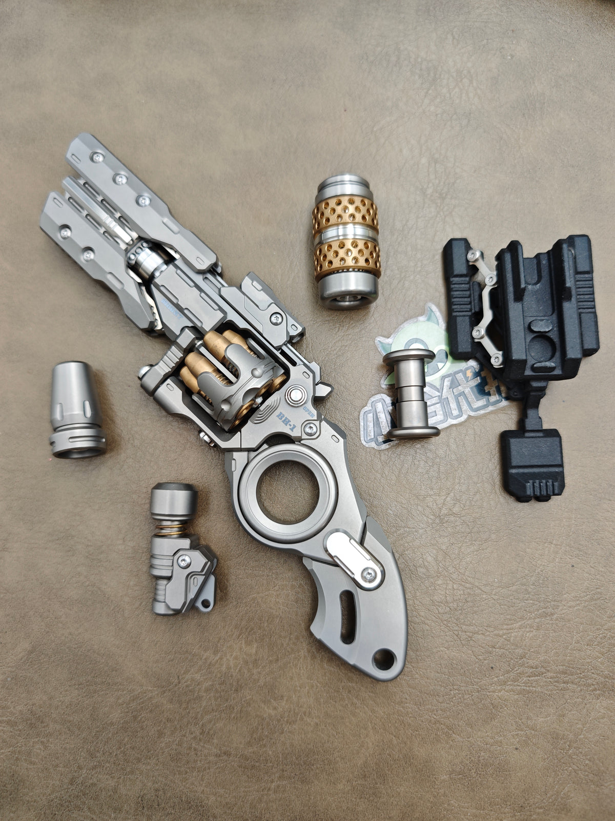 EDCELL Breaker Titanium
