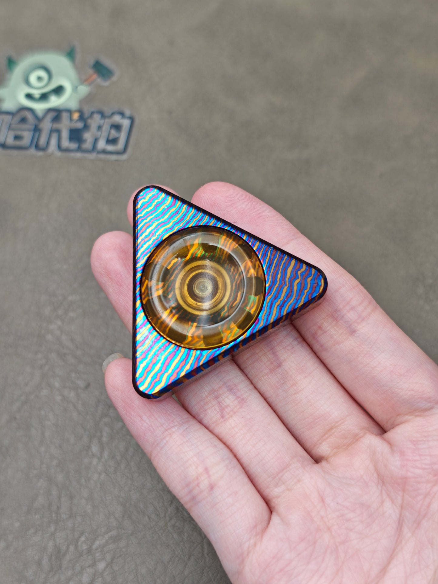Little Triangle Titanium PEI Mokuti