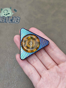 Little Triangle Titanium PEI Mokuti